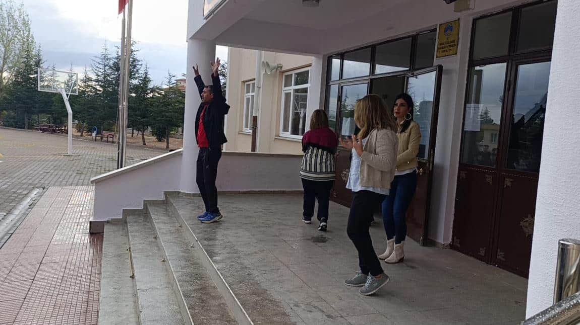 Okulumuzda Sağlıklı Besleniyorum ve Fiziksel Aktivite 